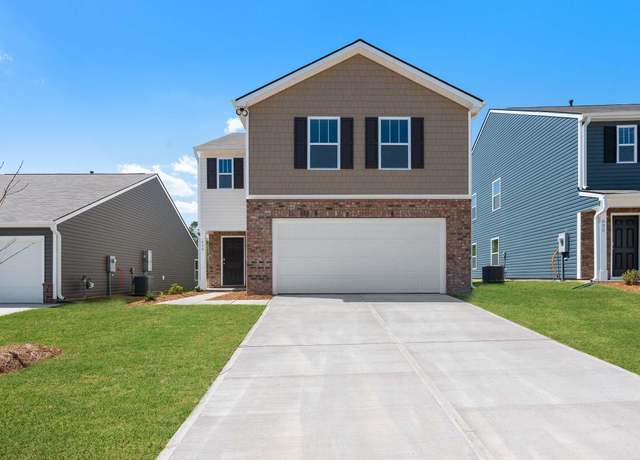 Property at 634 Evaleigh St, Woodruff, SC 29388, 4 beds, 2.5 baths