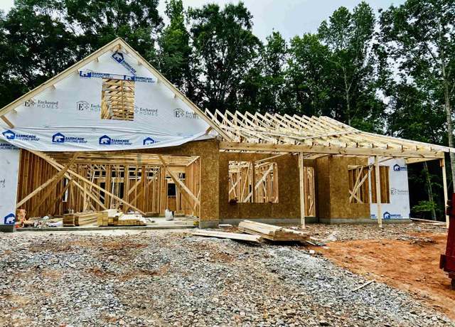 Property at 178 Double Creek Dr, Gaffney, SC 29341, 4 beds, 2 baths