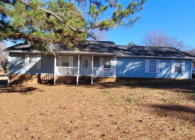 Property at 207 Woodlawn Dr, Gaffney, SC 29340, 4 beds, 2 baths
