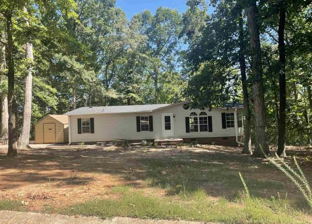 Property at 175 Fairview Oaks Dr, Campobello, SC 29322, 3 beds, 2 baths