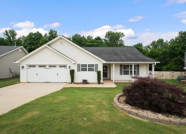 Property at 422 Lemon Grass Ct, Duncan, SC 29334, 3 beds, 2 baths