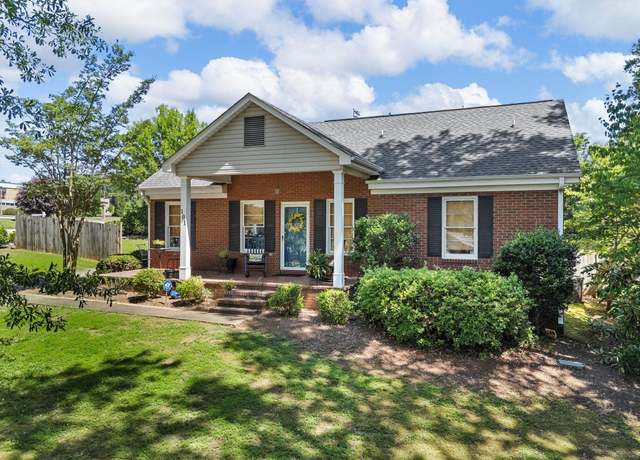 Property at 101 Monroe Rd, Spartanburg, SC 29307, 5 beds, 3 baths