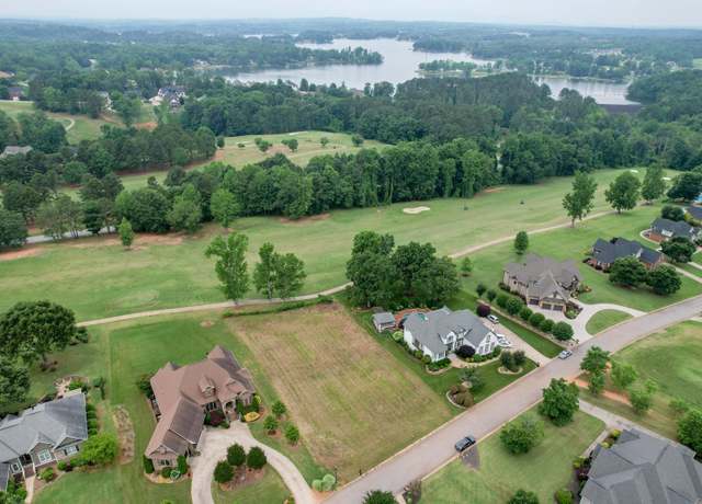 Property at 825 E Heathland Dr, Inman, SC 29349