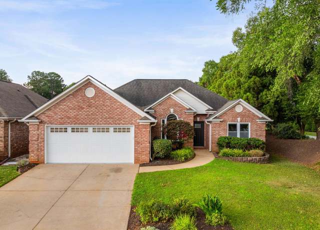 Property at 102 Hidden Ridge Dr, Spartanburg, SC 29301, 3 beds, 2 baths