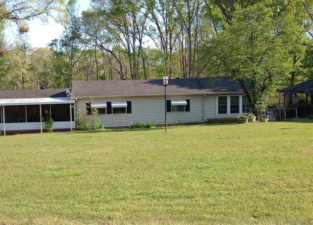 Property at 120 Frazier St St, Woodruff, SC 29388, 2 beds, 2 baths