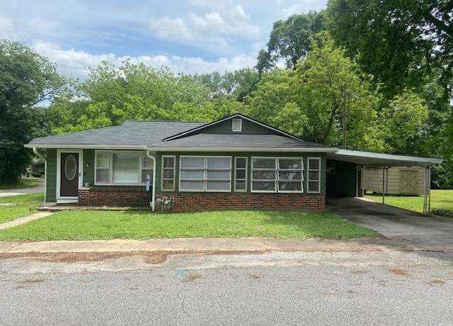 Property at 1001 S Johnson St, Gaffney, SC 29340, 2 beds, 1 bath
