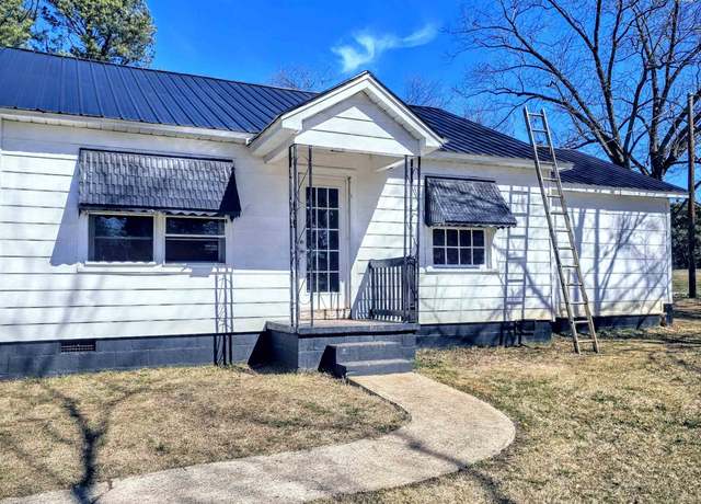 Property at 919 Wilkinsville Hwy, Gaffney, SC 29340, 3 beds, 2 baths
