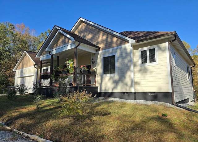 Property at 61 Emma Dr Dr, Campobello, SC 29322, 3 beds, 2.5 baths