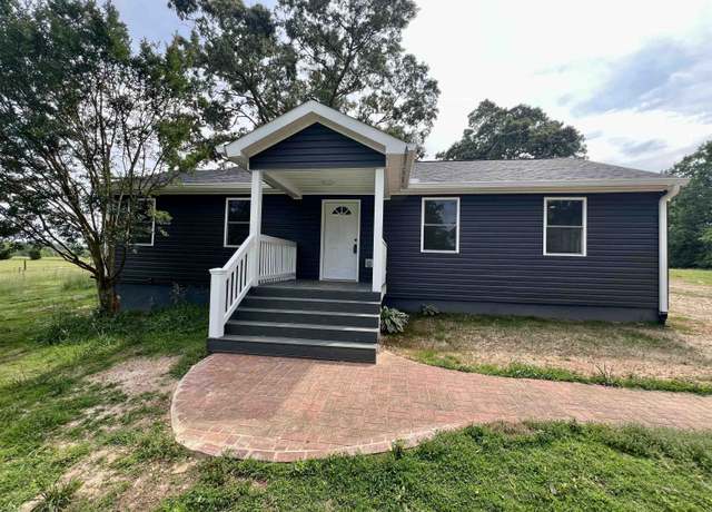 Property at 530 Walnut Hill Church Rd, Campobello, SC 29322, 3 beds, 2 baths