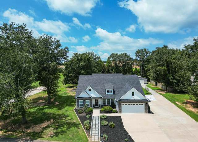 Property at 355 Shoreham Ln, Inman, SC 29349, 3 beds, 2.5 baths