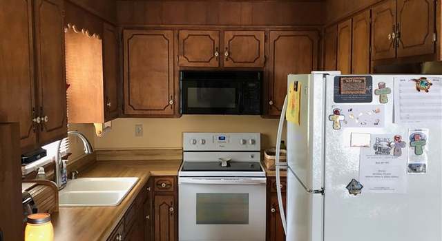 Photo of 1026 Berry Drive Dr, Boiling Springs, SC 29316