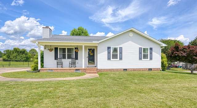 Photo of 213 Mystic Ct, Chesnee, SC 29323