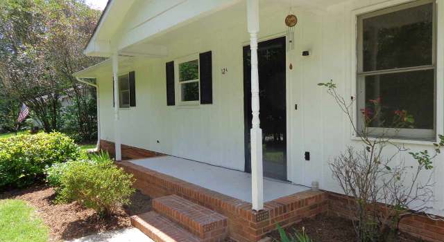 Photo of 129 Cannon Circle Cir, Wellford, SC 29385