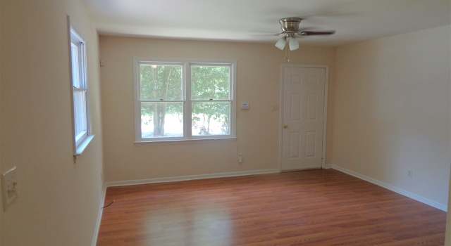 Photo of 129 Cannon Circle Cir, Wellford, SC 29385