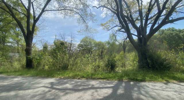 Photo of 445 Arkwright Dr, Spartanburg, SC 29306