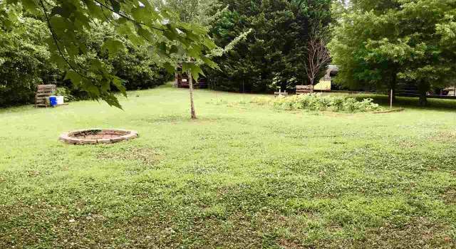 Photo of 403 Fox Den Court Ct, Boiling Springs, SC 29316