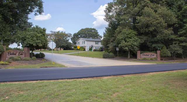 Photo of 78 W Ridge Dr, Inman, SC 29349