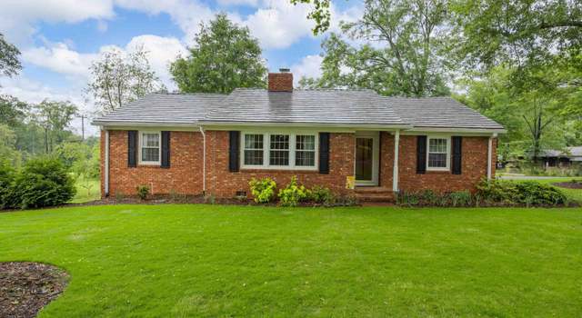 Photo of 402 Fernwood Dr Dr, Spartanburg, SC 29307