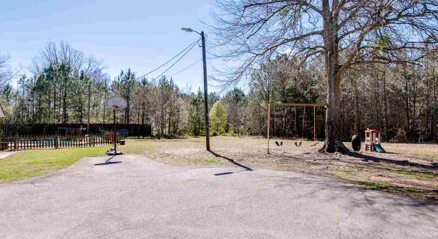 Photo of 2931 Rainbow Lake Rd, Inman, SC 29349
