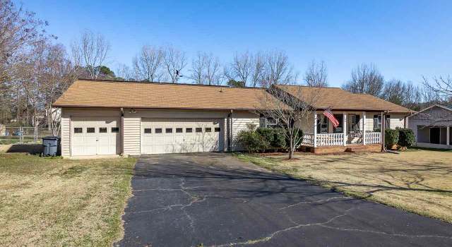 Photo of 109 Goldenrod Ln, Moore, SC 29369