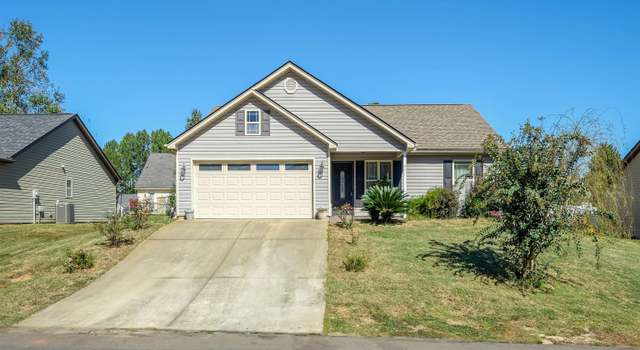 Photo of 451 Blairwood Ct, Spartanburg, SC 29393
