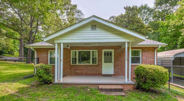 Photo of 123 Edgewood Ave, Landrum, SC 29356
