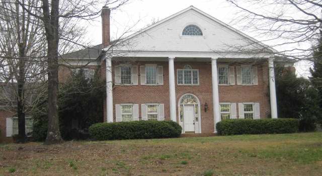 Photo of 370 Hamilton Dr, Columbus, NC 28722