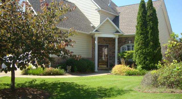 Photo of 416 Pierview Way, Boiling Springs, SC 29316