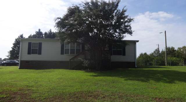 Photo of 864 Shaw Rd, Woodruff, SC 29388