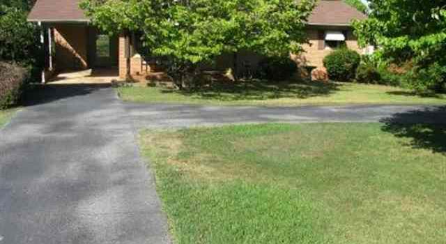 Photo of 301 W Wood St, Spartanburg, SC 29303