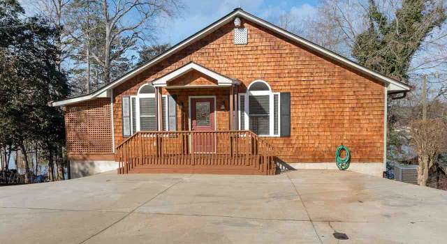 Photo of 410 S Lakeview Dr, Duncan, SC 29334