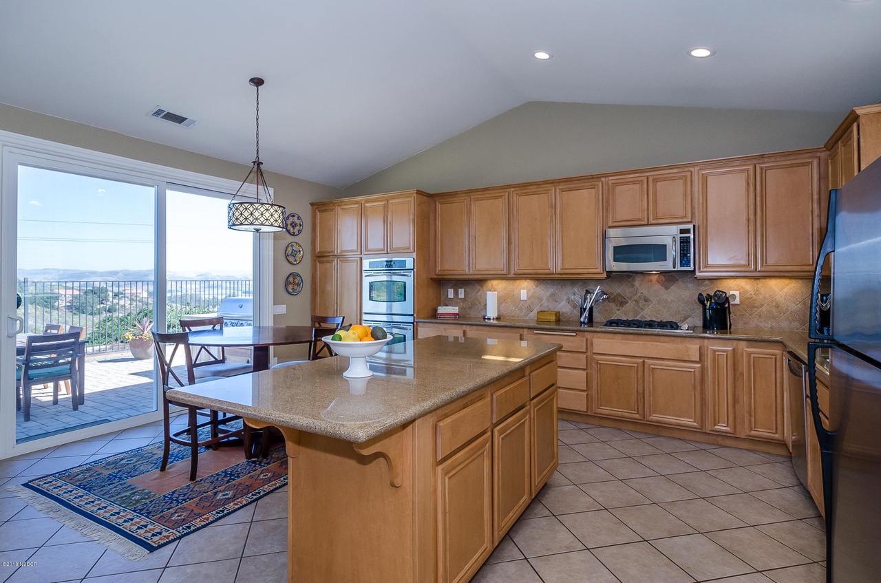 2946 Barberry Ct, Lompoc, CA 93436 | MLS# 18002716 | Redfin