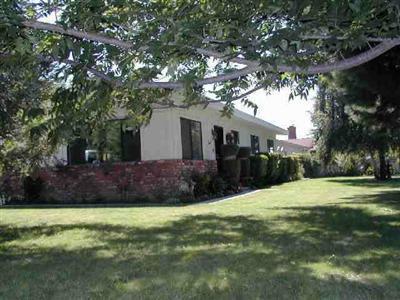 290 Main St
