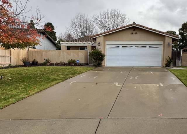 Property at 2461 Santa Rosa St, Santa Maria, CA 93455, 2 beds, 2 baths