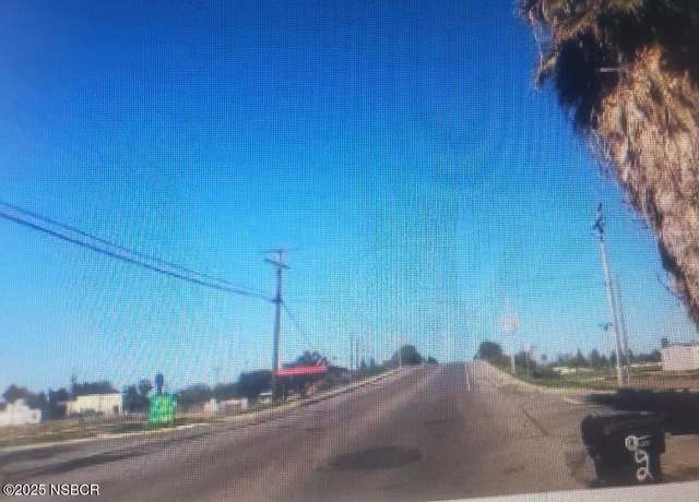 Property at 870 W Westfield Ave, Porterville, CA 93257, 4 beds, 2 baths