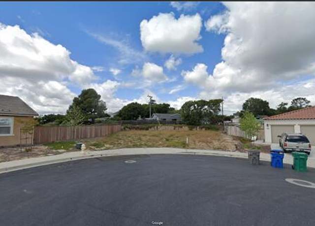 Property at 3925 Clubhouse Ct, Lompoc, CA 93436