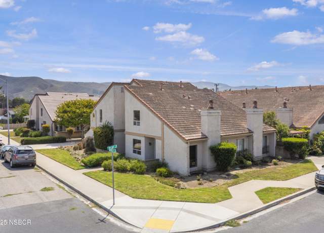 Property at 300 W Walnut Ave, Lompoc, CA 93436, 2 beds, 1.5 baths