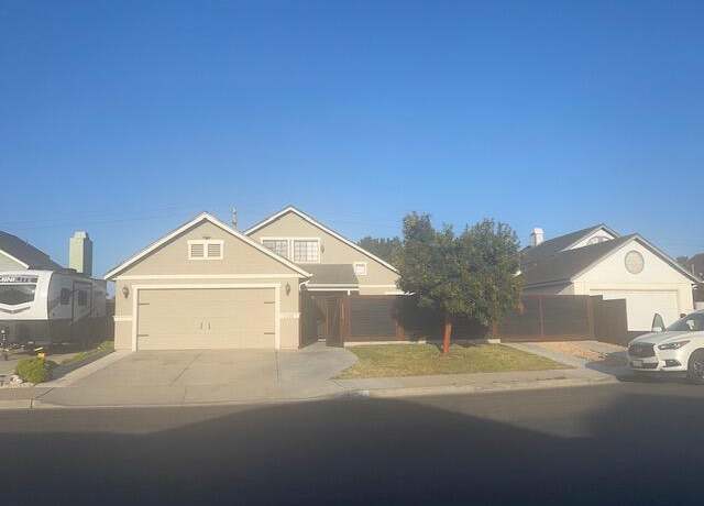 Property at 1426 Raven Ct, Santa Maria, CA 93454, 3 beds, 3 baths
