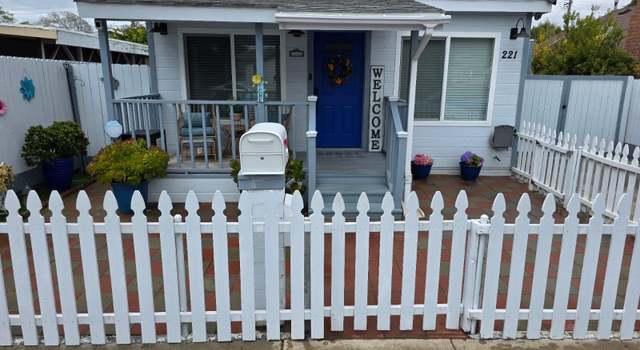 Photo of 221 N F St, Lompoc, CA 93436