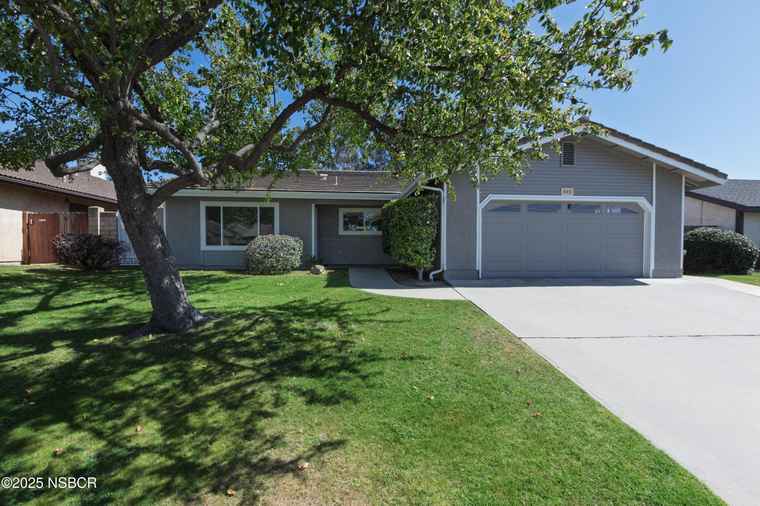 Photo of 846 Blue Ridge Dr Santa Maria, CA 93455