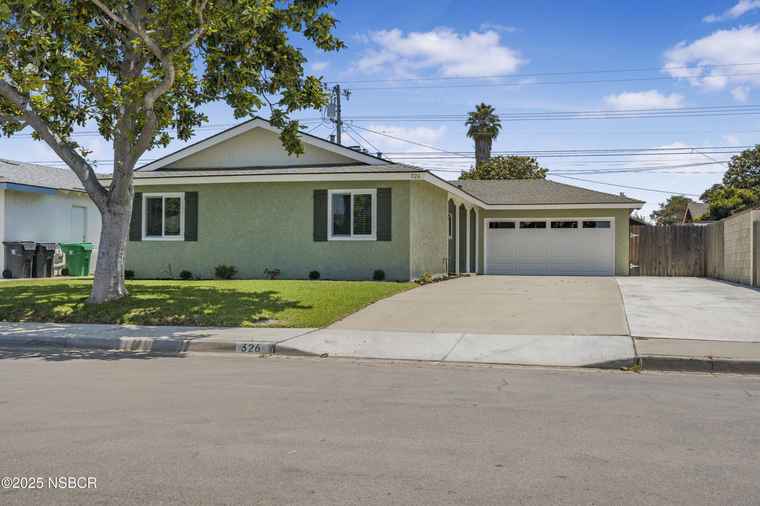 Photo of 326 N Palisade Dr Santa Maria, CA 93454