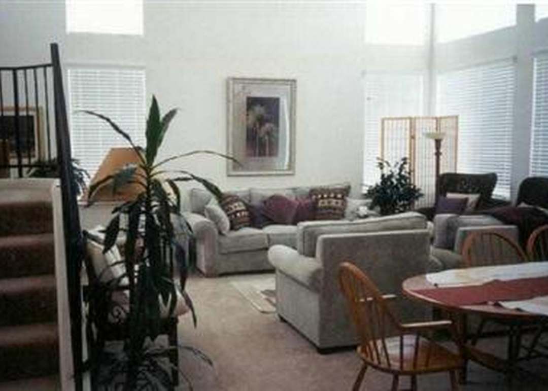330 Dogwood Dr