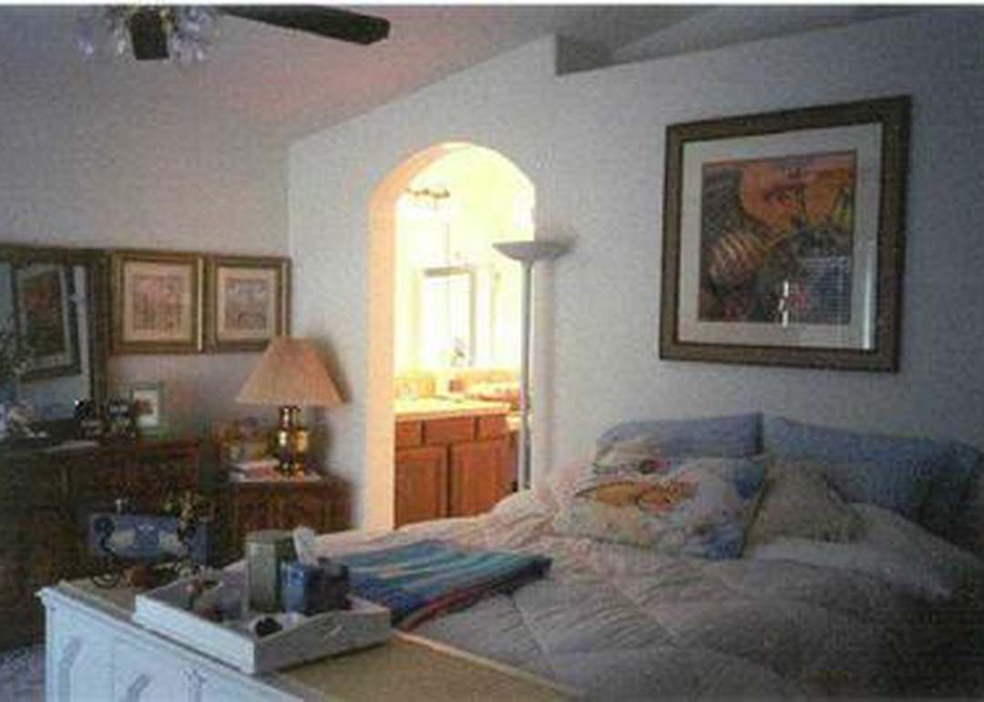 330 Dogwood Dr