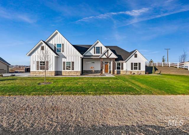 Property at 6246 Greenhill St, Nampa, ID 83687, 4 beds, 3 baths