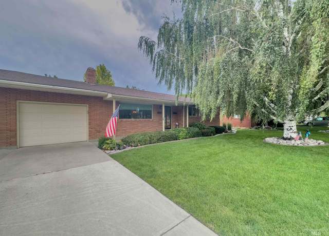 Property at 2231 Burton Ave, Burley, ID 83318, 3 beds, 1 bath
