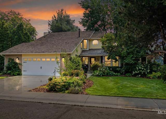 Property at 6101 W Sterling Ln, Boise, ID 83703, 5 beds, 3 baths