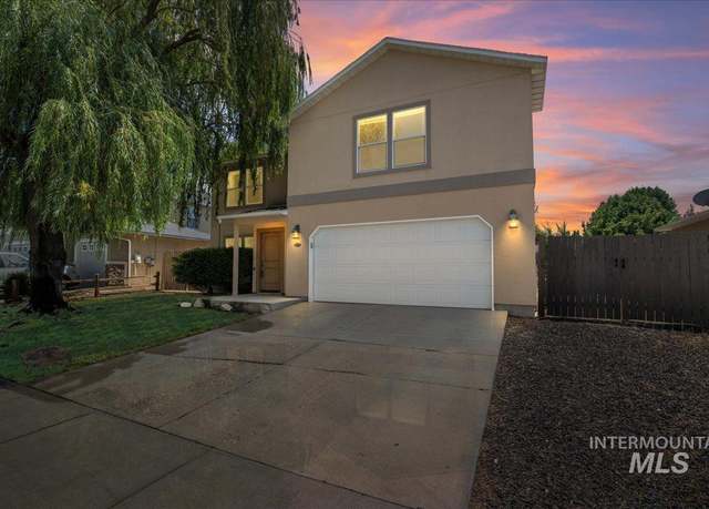 Property at 351 E Willow Creek Dr, Middleton, ID 83644, 4 beds, 2 baths