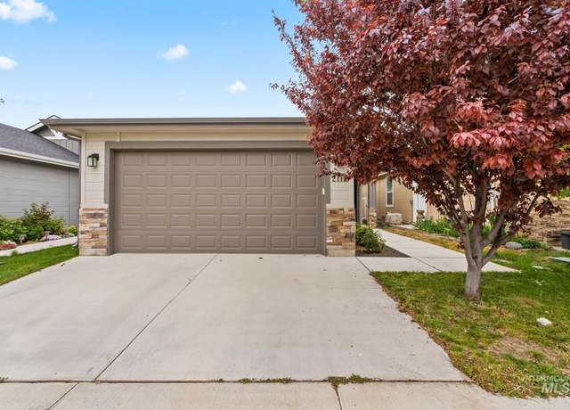 Property at 2114 W Claira Rd, Nampa, ID 83651, 3 beds, 2 baths