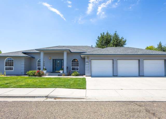 Property at 163 Hill St, Ontario, OR 97914, 4 beds, 3 baths