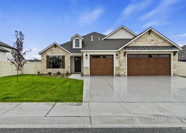 Property at 2239 Caribel St, Twin Falls, ID 83301-4797, 4 beds, 2 baths